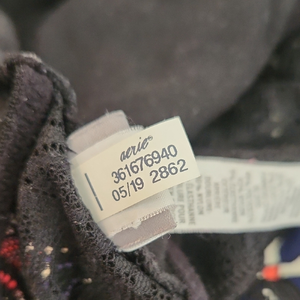 Aerie Black Lace Bralette - Picture 3 of 4